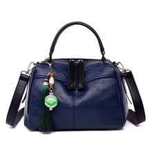 Load image into Gallery viewer, Retro Tassel Pendant Leather Women Shoulder Bag