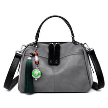 Load image into Gallery viewer, Retro Tassel Pendant Leather Women Shoulder Bag